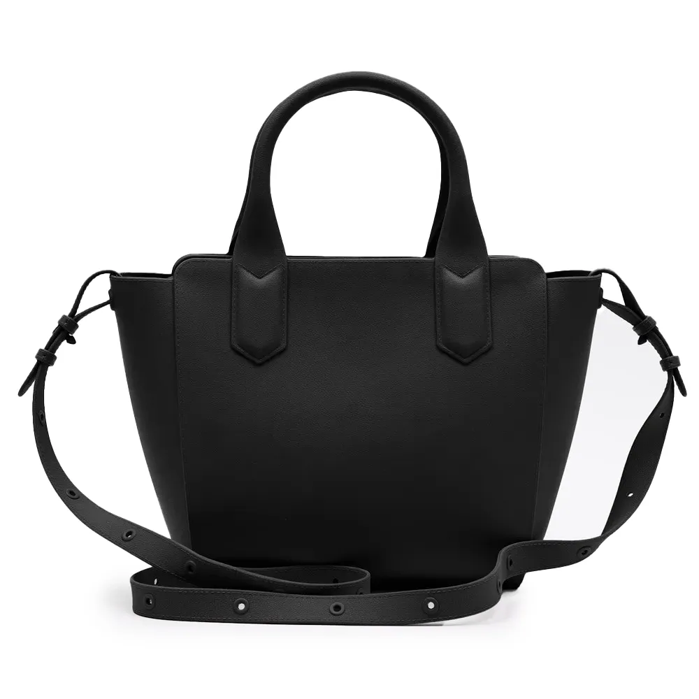 Bolsa feminina preta Petite Jolie Shappe III vista frontal com alça longa ajustável